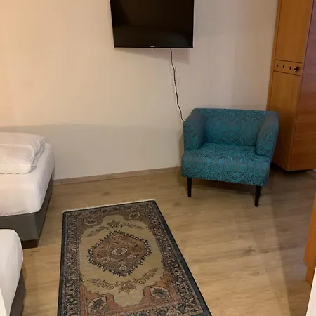Birdonthewire Apartman
